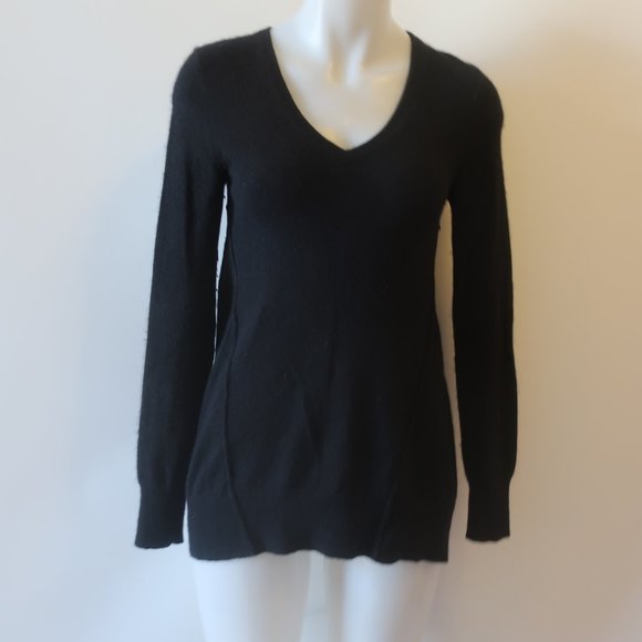Womens Scoop NYC Black V-Neck Cashmere Knit Sweater S * - Picture 2 of 14